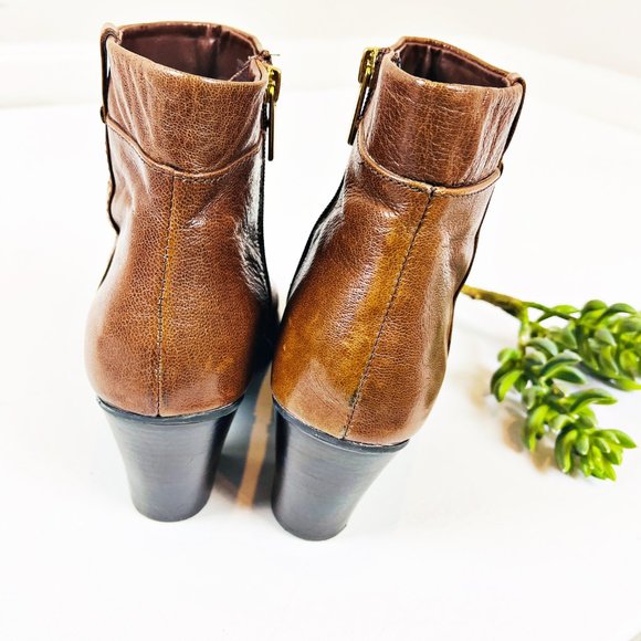 2/$30 Bandolino Leather Boots 10M - Picture 4 of 5